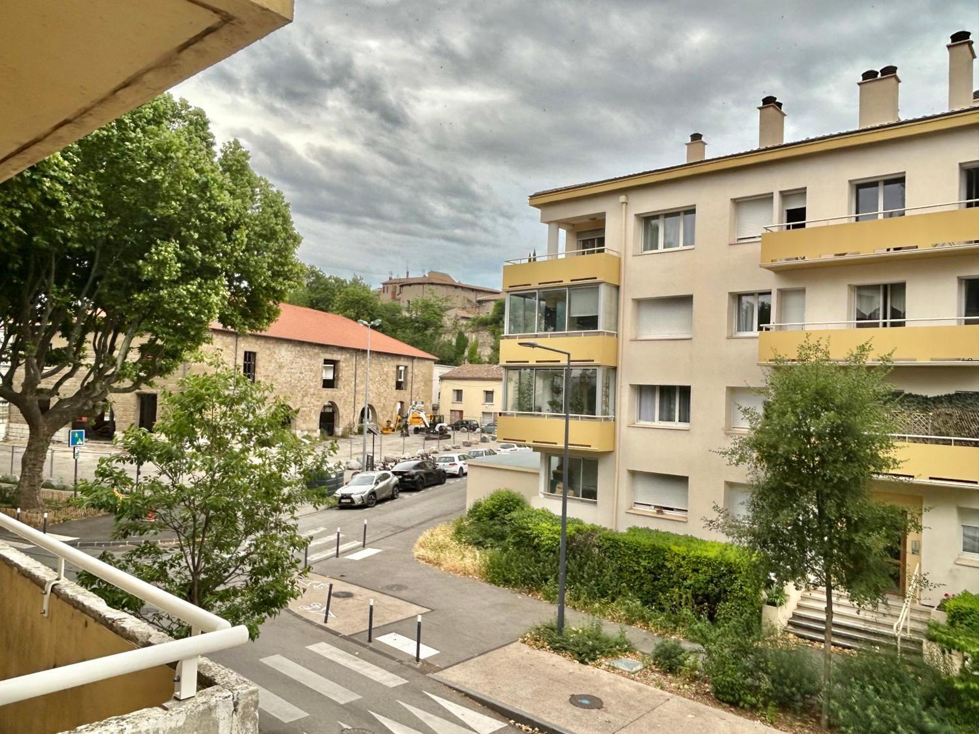 à 200m Du Centre Appartement *